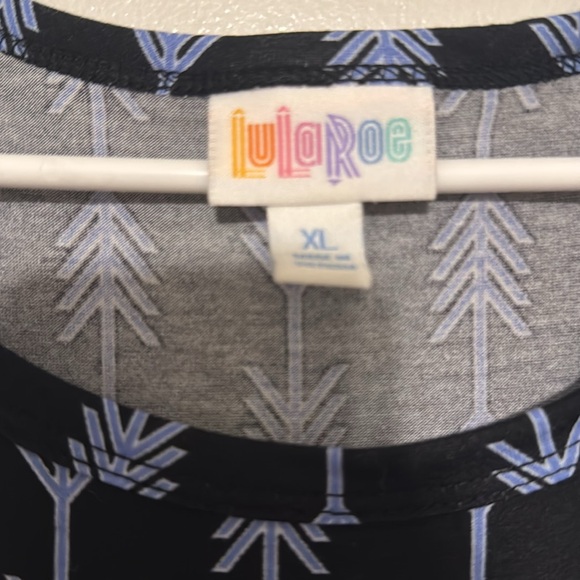 LulaRoe Carly - Picture 3 of 4